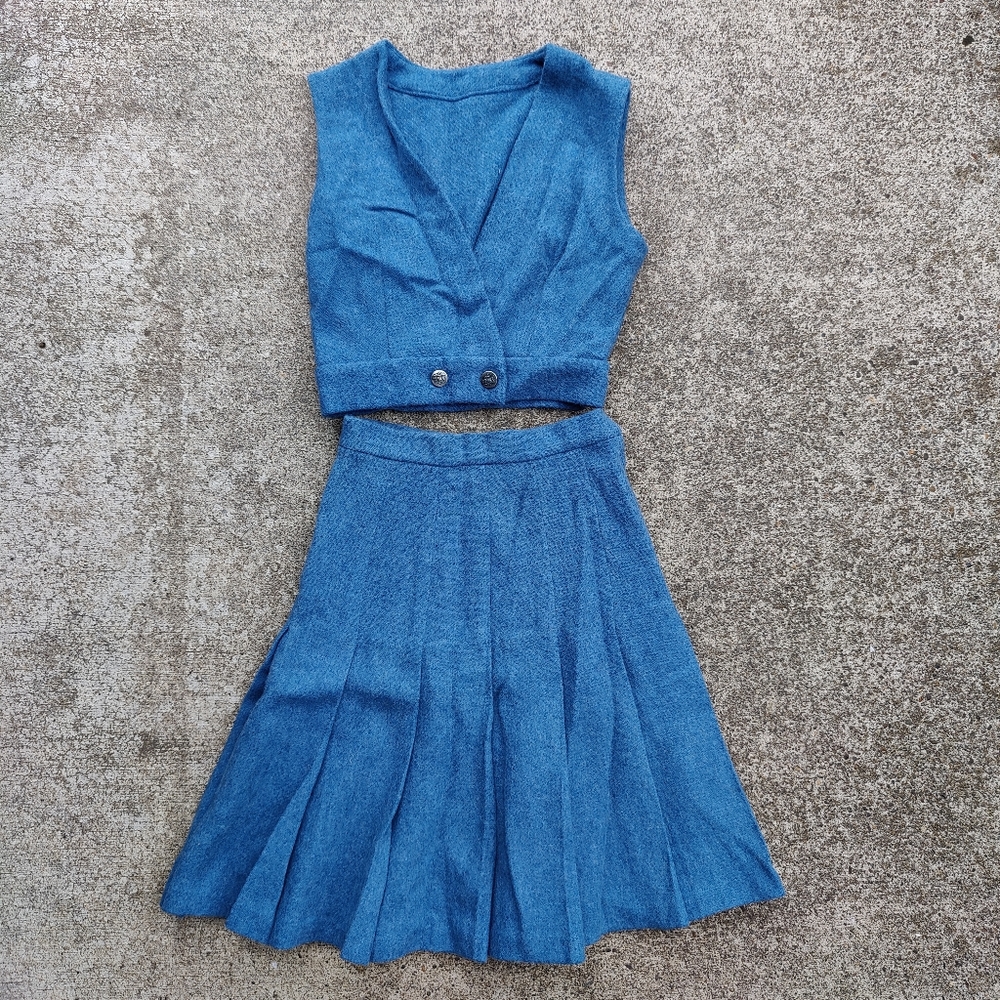 Vintage handmade two-piece wool skirt suit set